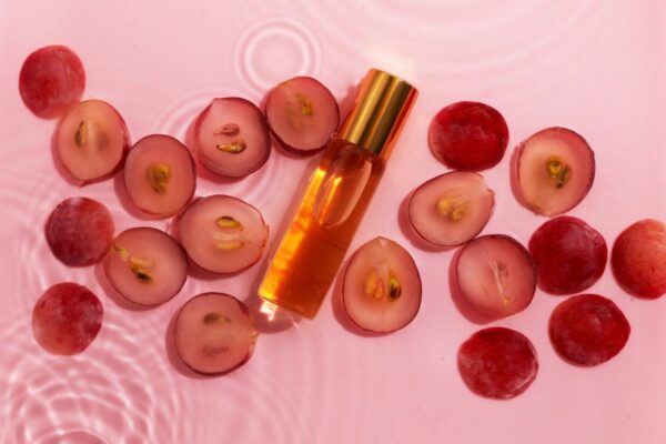 Uva rossa e skincare: i migliori ingredienti per prepararsi alla primavera